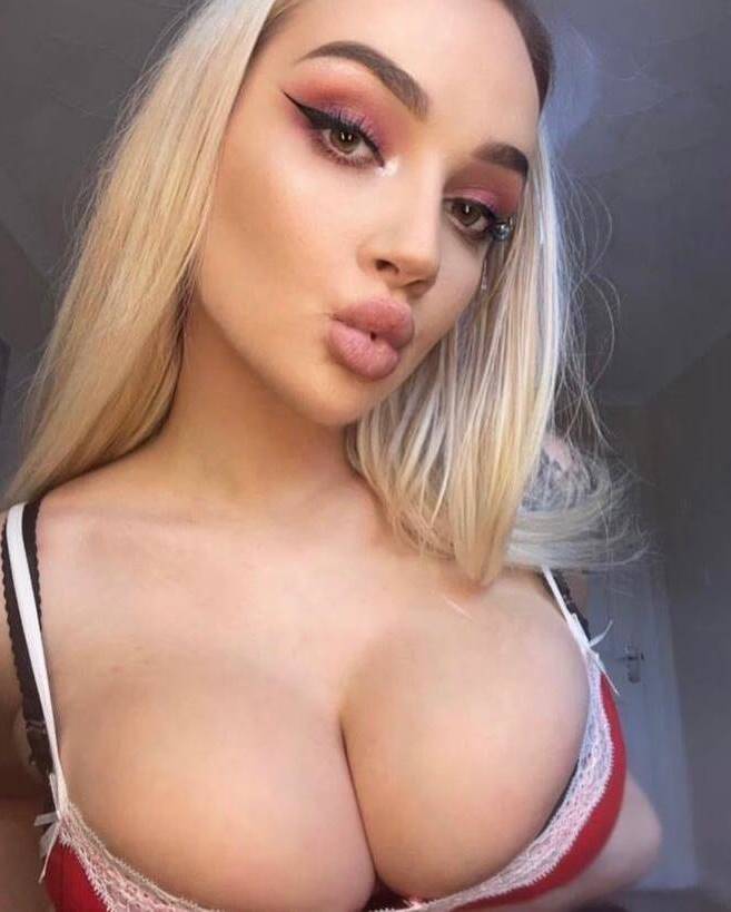 Esenyurt Amatör Escort Sekse Doymak Bilmiyor
